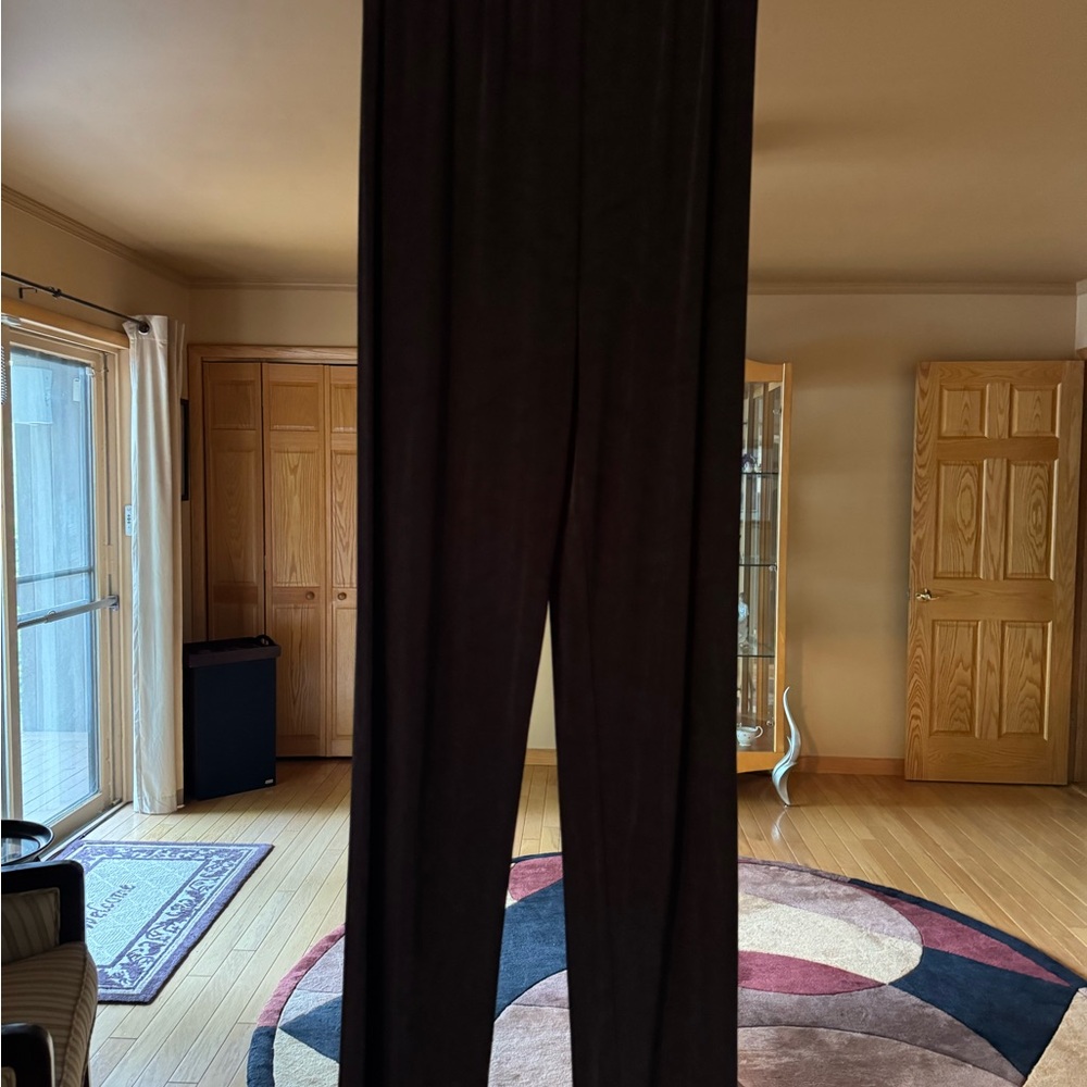 Chico's Black Wide Leg Pants with elastic waist.. Made in USA. Mint condition.